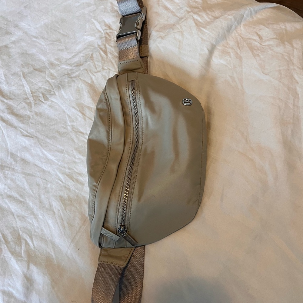 City adventure belt bag